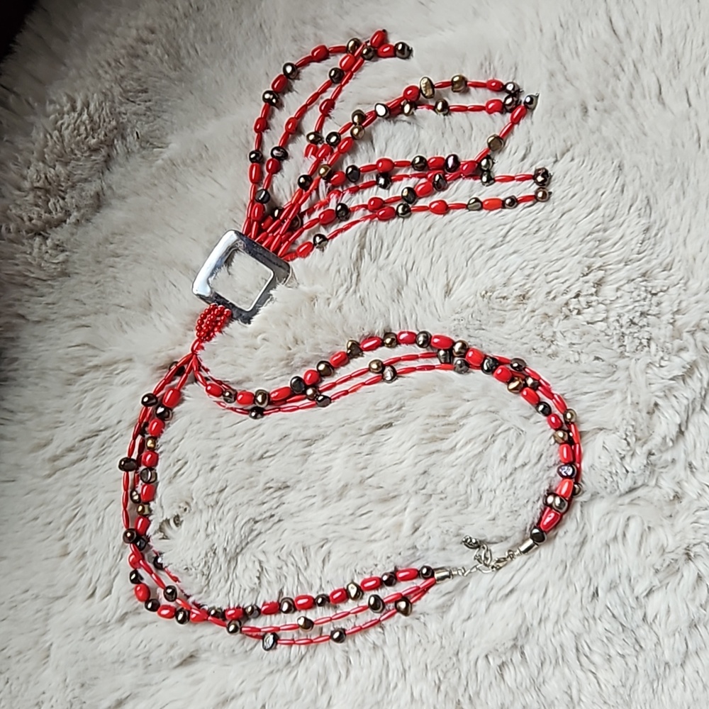 DTR | Vintage Necklace